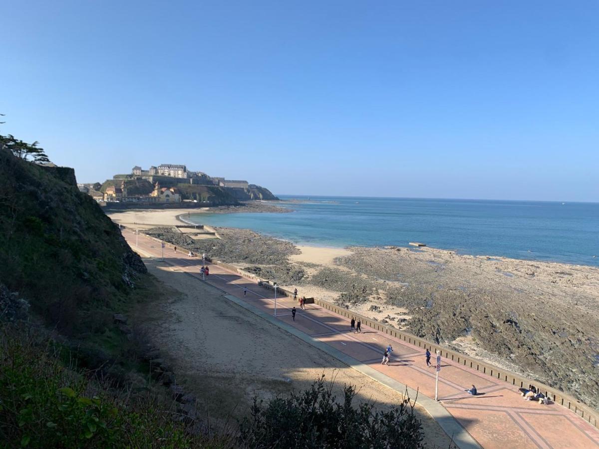 Appartement Villa Chausey, Vue Sur Le Port Granville Exterior foto